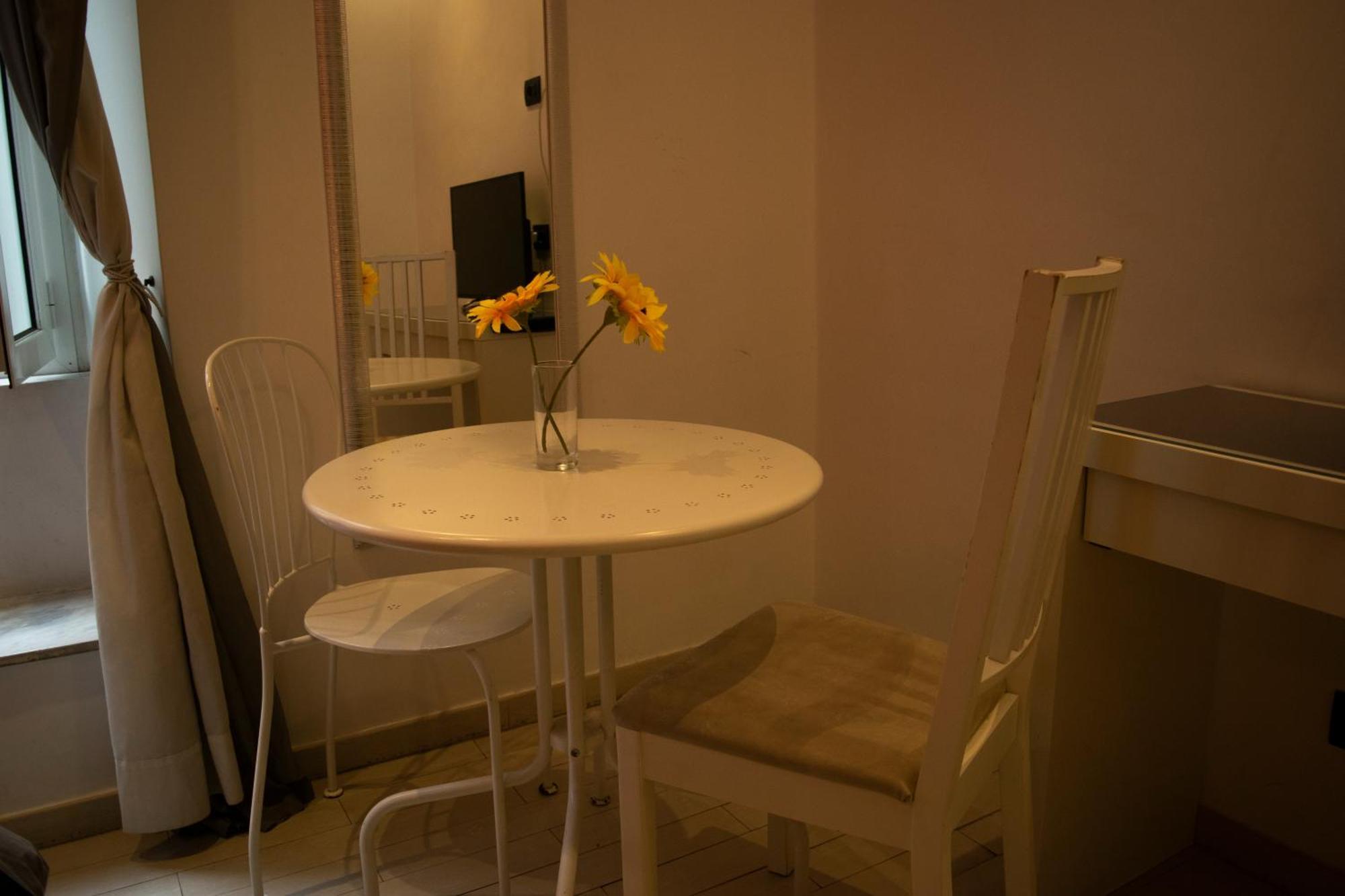 Romance Cosimato Trastevere B&B — Photos 3